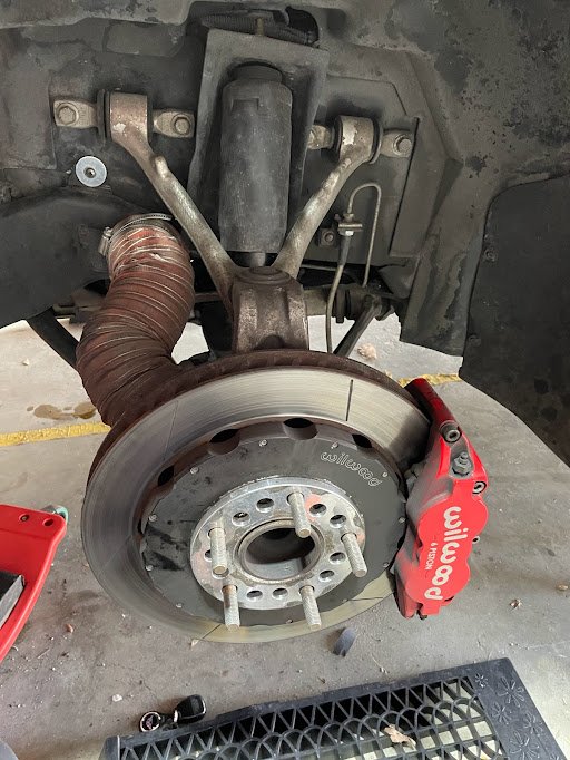 New discovery day: what’s actually under the car